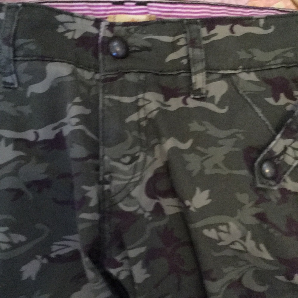 Levi’s Junior Capris, Cropped Camouflaged Jeans